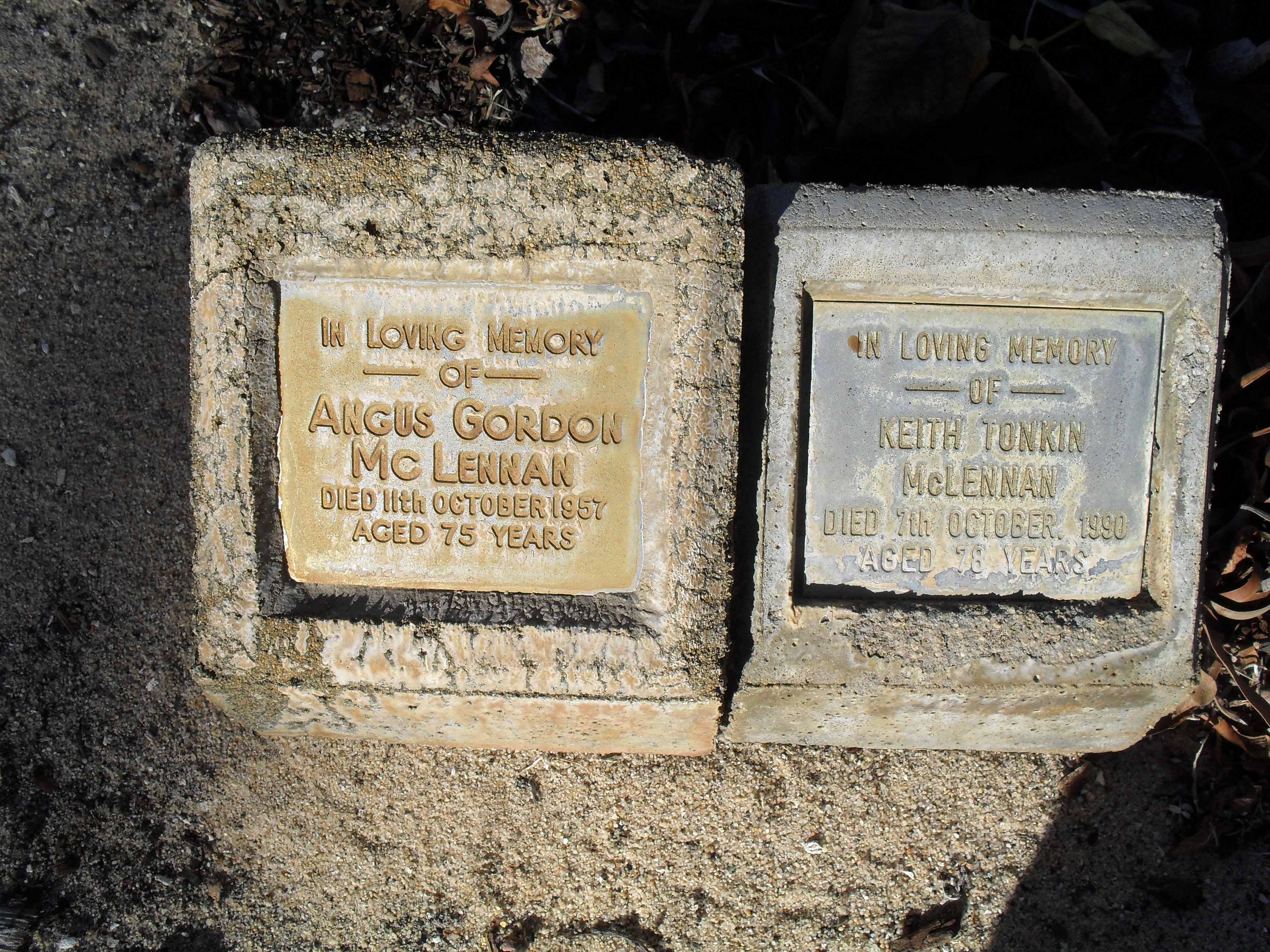 Photo of headstones/Angus Gordon McLennan d1957 hdstn Karrakatta